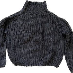 Kendall & Kylie Charcoal/Dark Gray Mock Neck Shaker Stitch Sweater